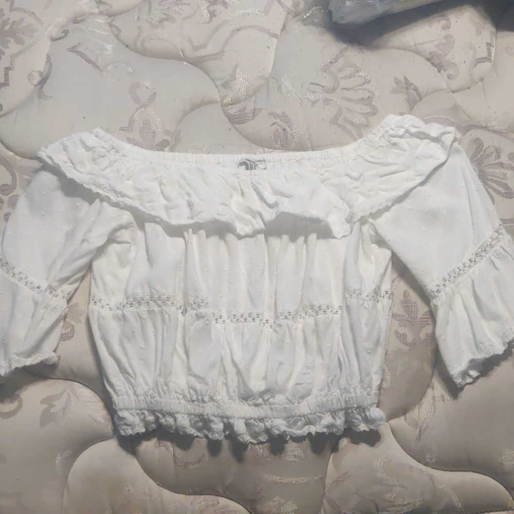 Forever 21 over the shoulder crop top